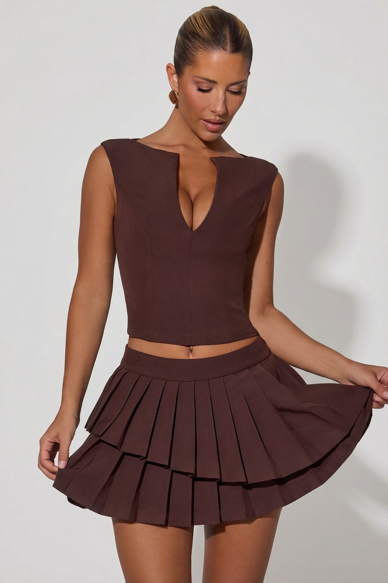 Layered Pleated Low-Rise Mini Skirt in Chocolate Brown - 6