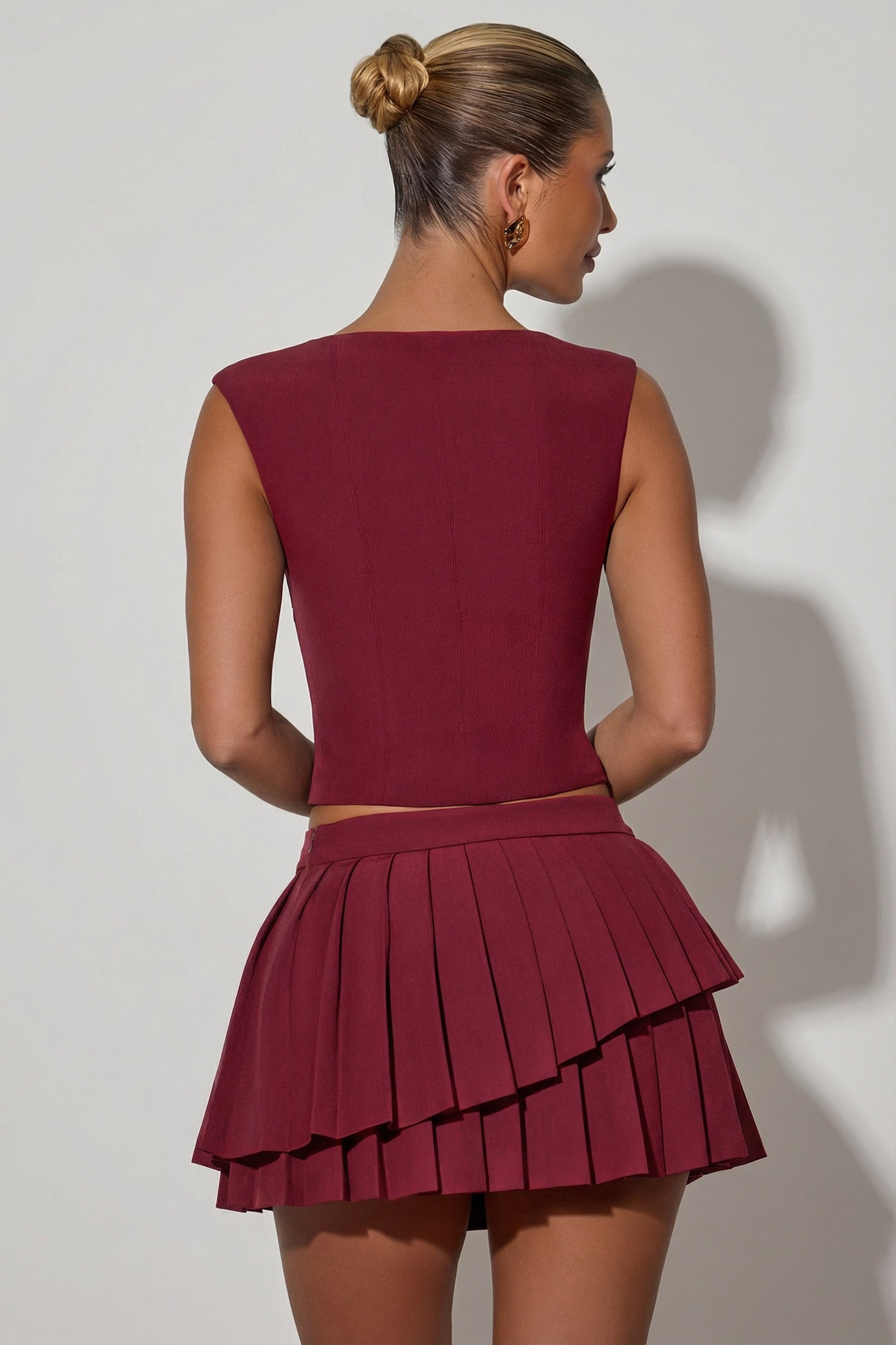 Layered Pleated Low-Rise Mini Skirt in Wine Red - 2