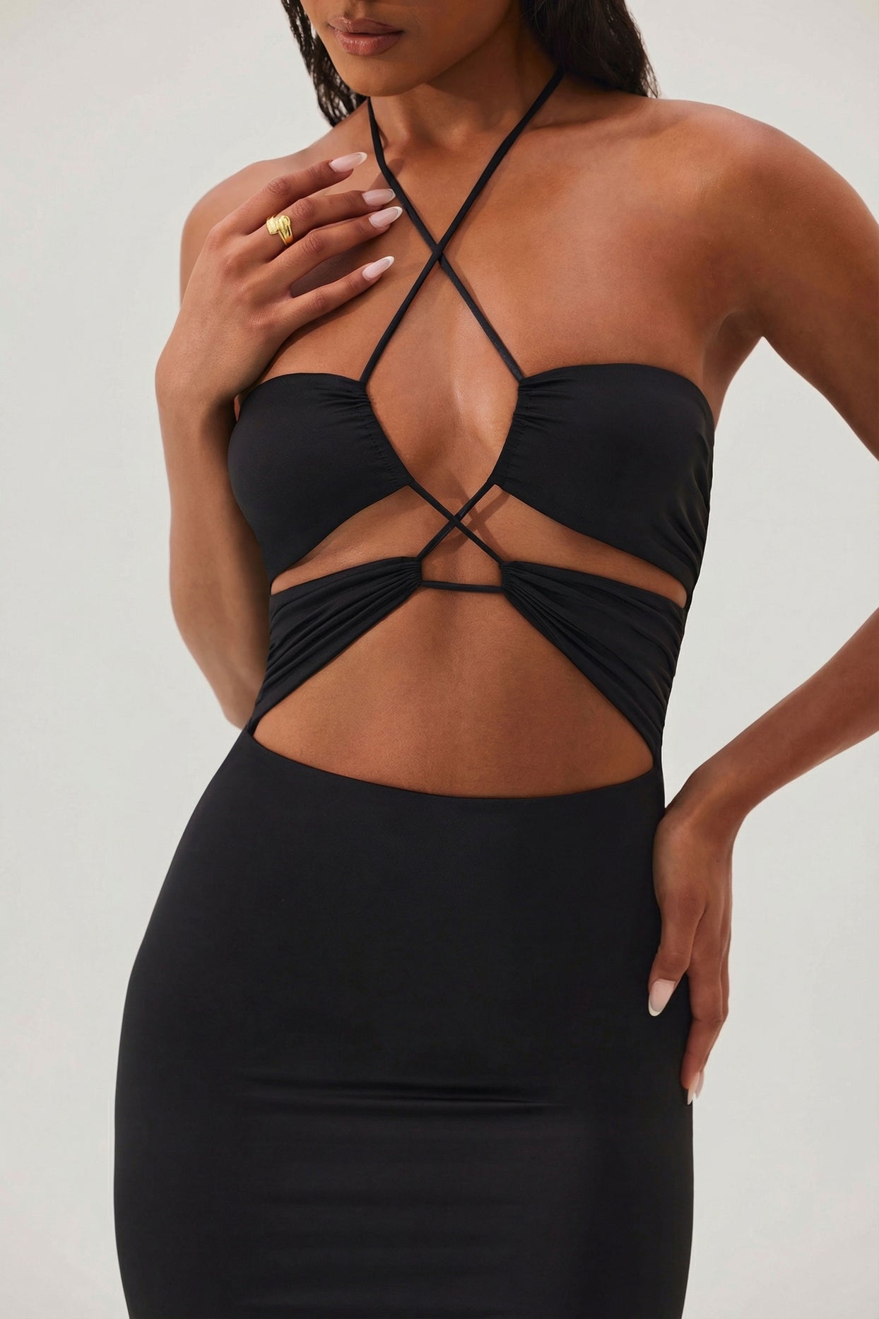 Cut Out Halter Neck Floor Length Maxi Dress in Black - 4