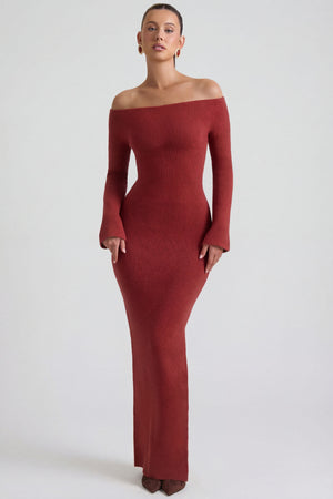 Oh Polly's Sarah wearing the Terneigh Midaxi Dress in Brick Red Knitwear fabric perfect for girls' night out