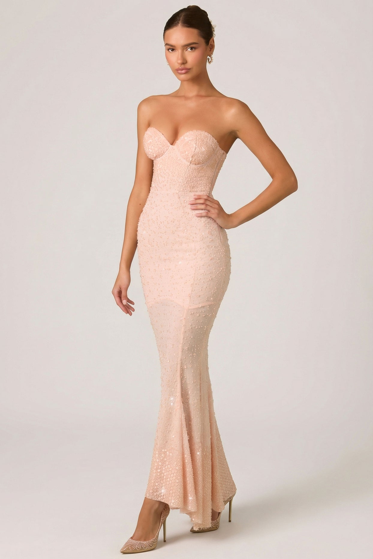 Embellished Sweetheart-Neck Fishtail Gown in Dusty Rose - 6