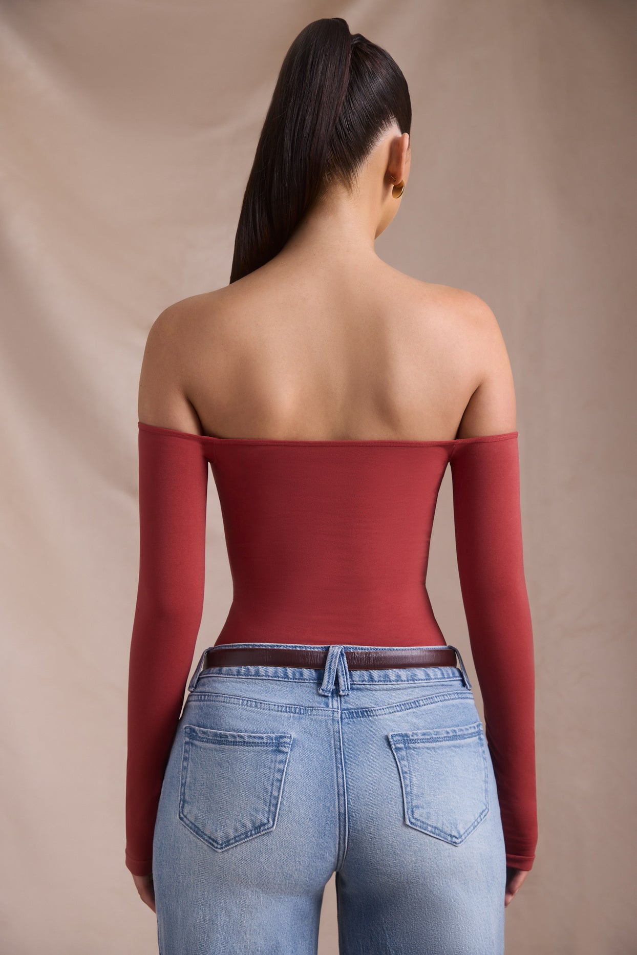 Seamless Off-Shoulder Long-Sleeve Bodysuit in Brick Red - 3