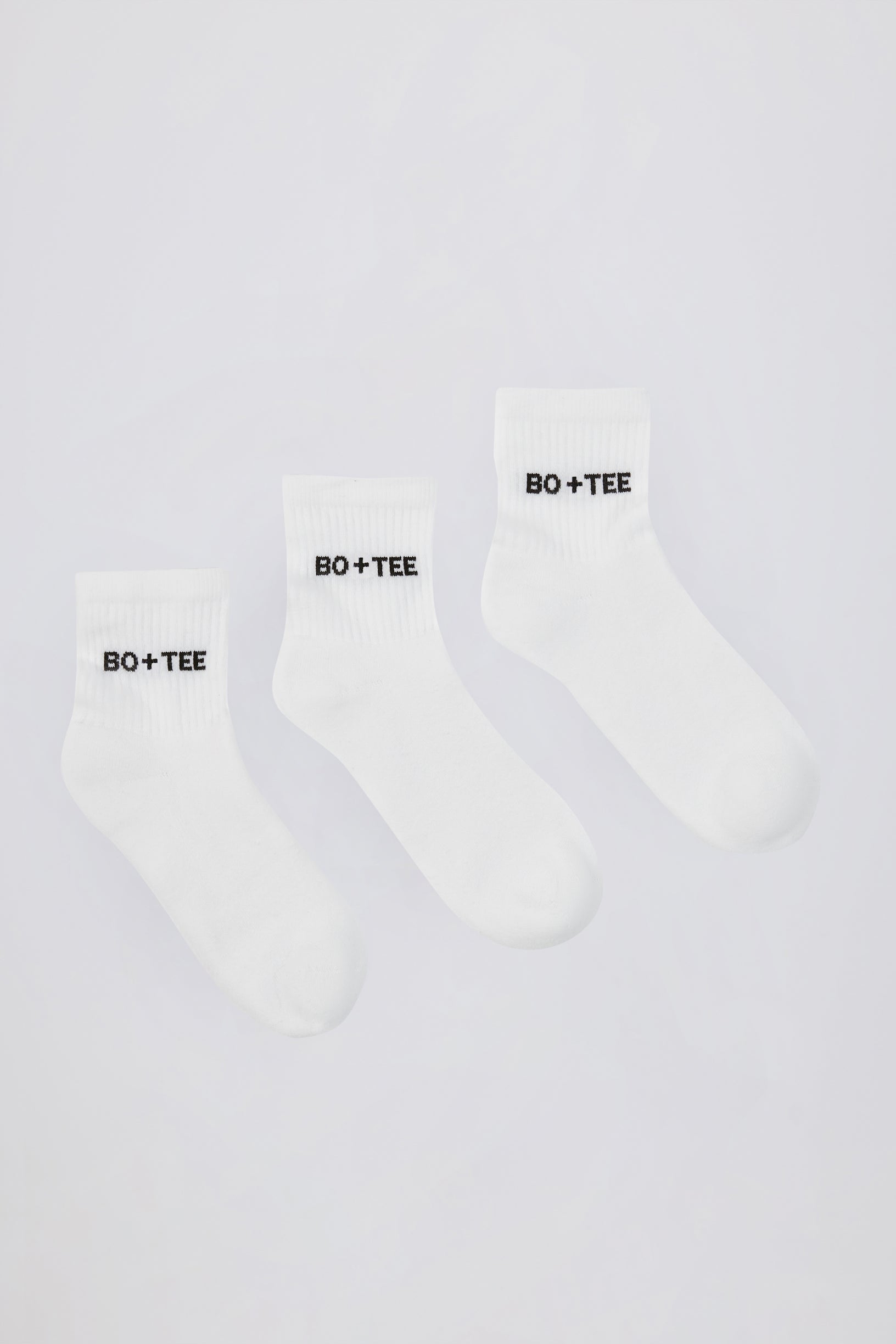 Ribbed Crew Sock Bundle in White - 1