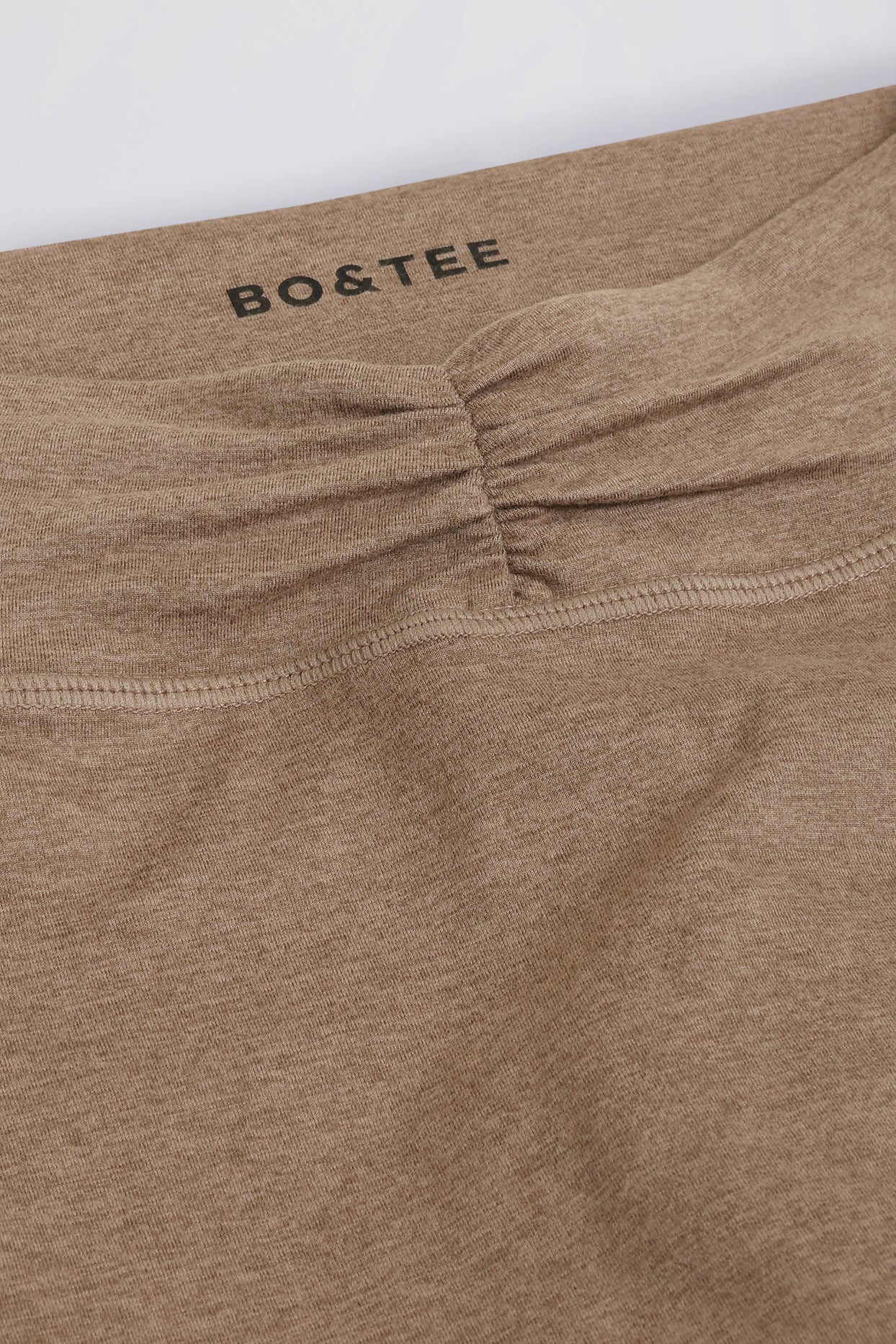 Brushed Jersey Ruched Mid-Rise Leggings in Mocha Marl - 7