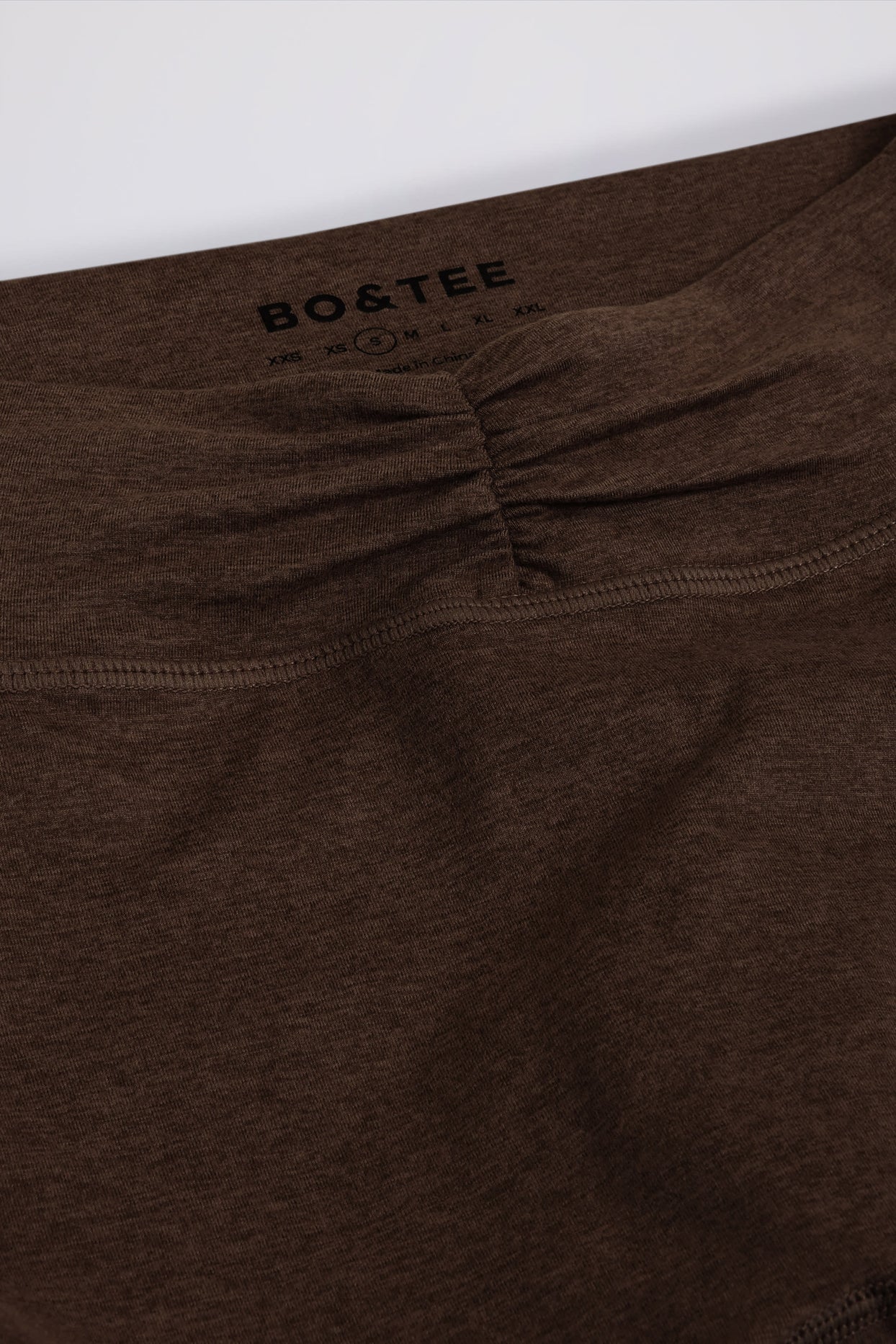 Brushed Jersey Ruched Mid-Rise Leggings in Pecan Marl - 7