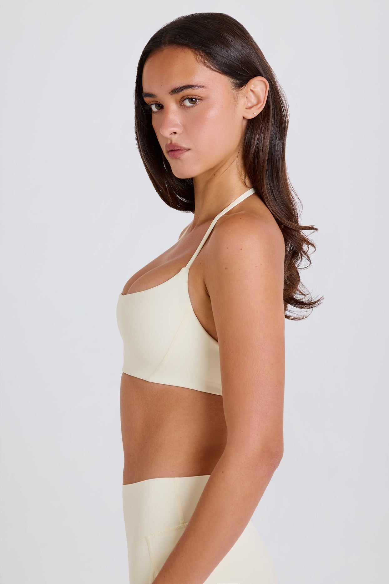 Scoop-Neck Halterneck Sports Bra in Cream - 3