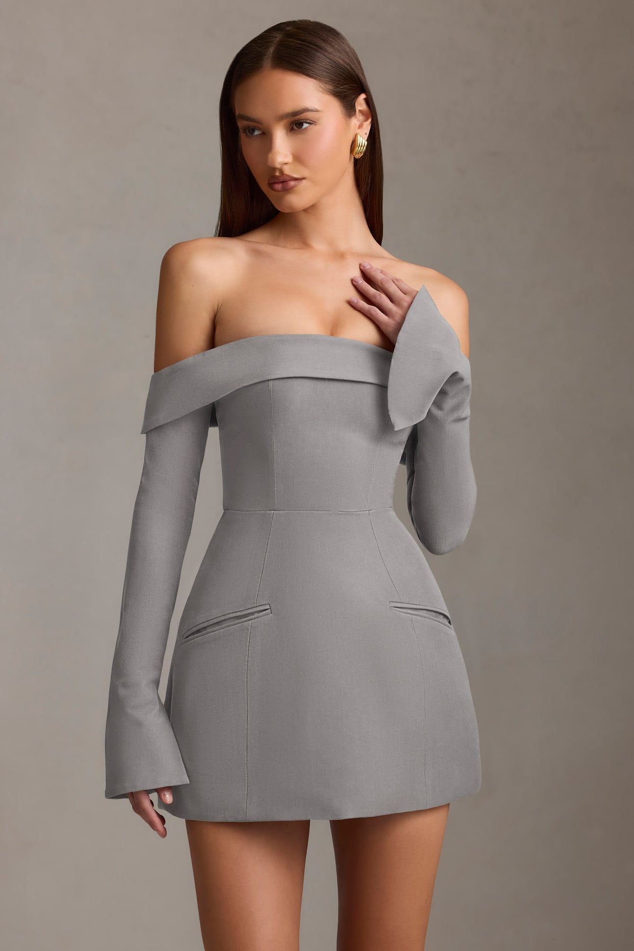 Off-Shoulder Structured A-Line Mini Dress in Grey - 7