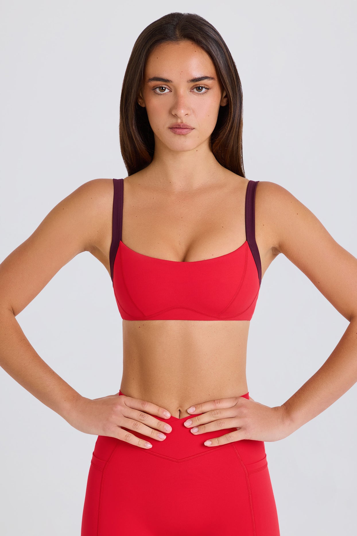 Soft Active Contrast-Trim Sports Bra in Strawberry - 5
