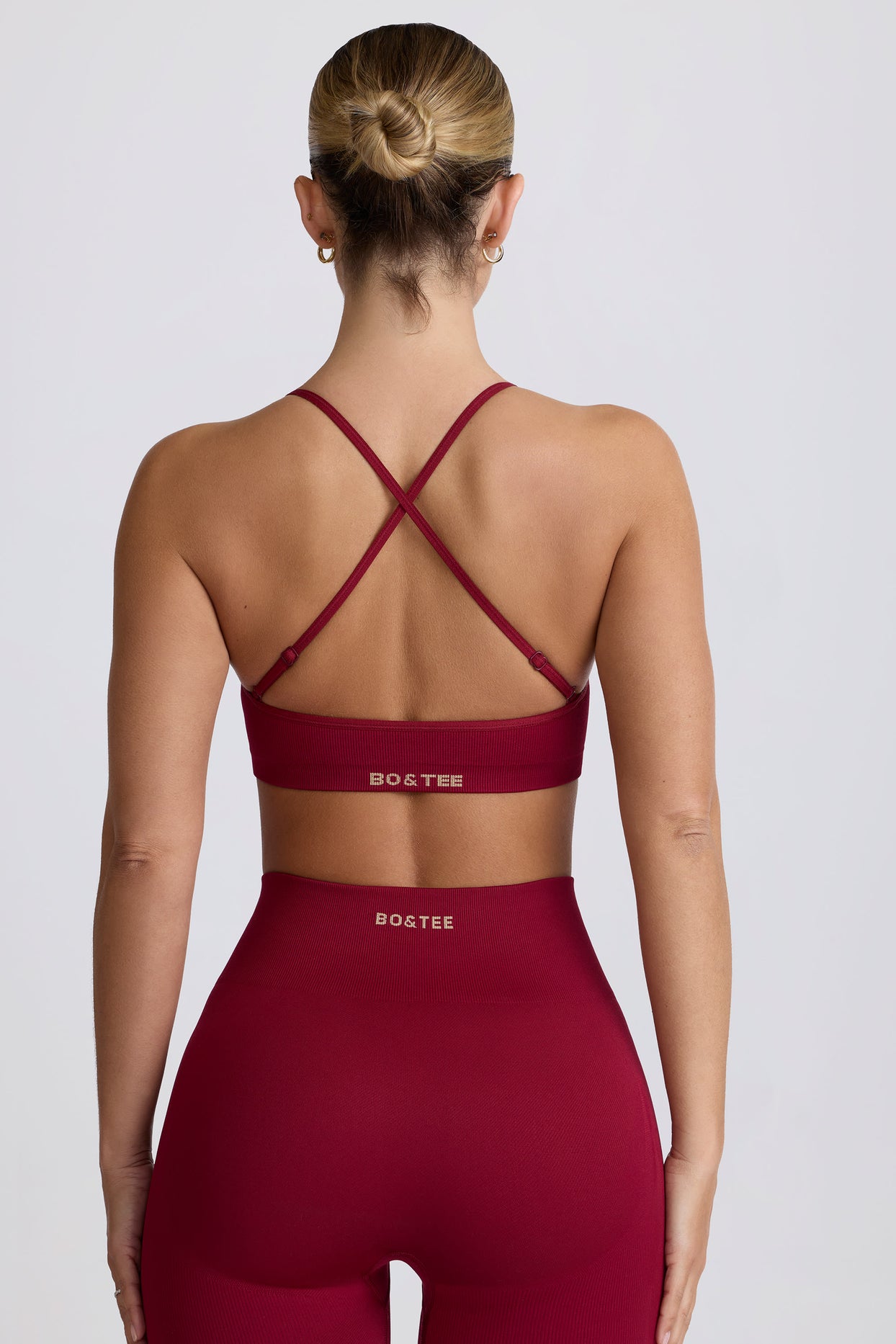 Super Sculpt Seamless Cross-Back Sports Bra in Burgundy - 3