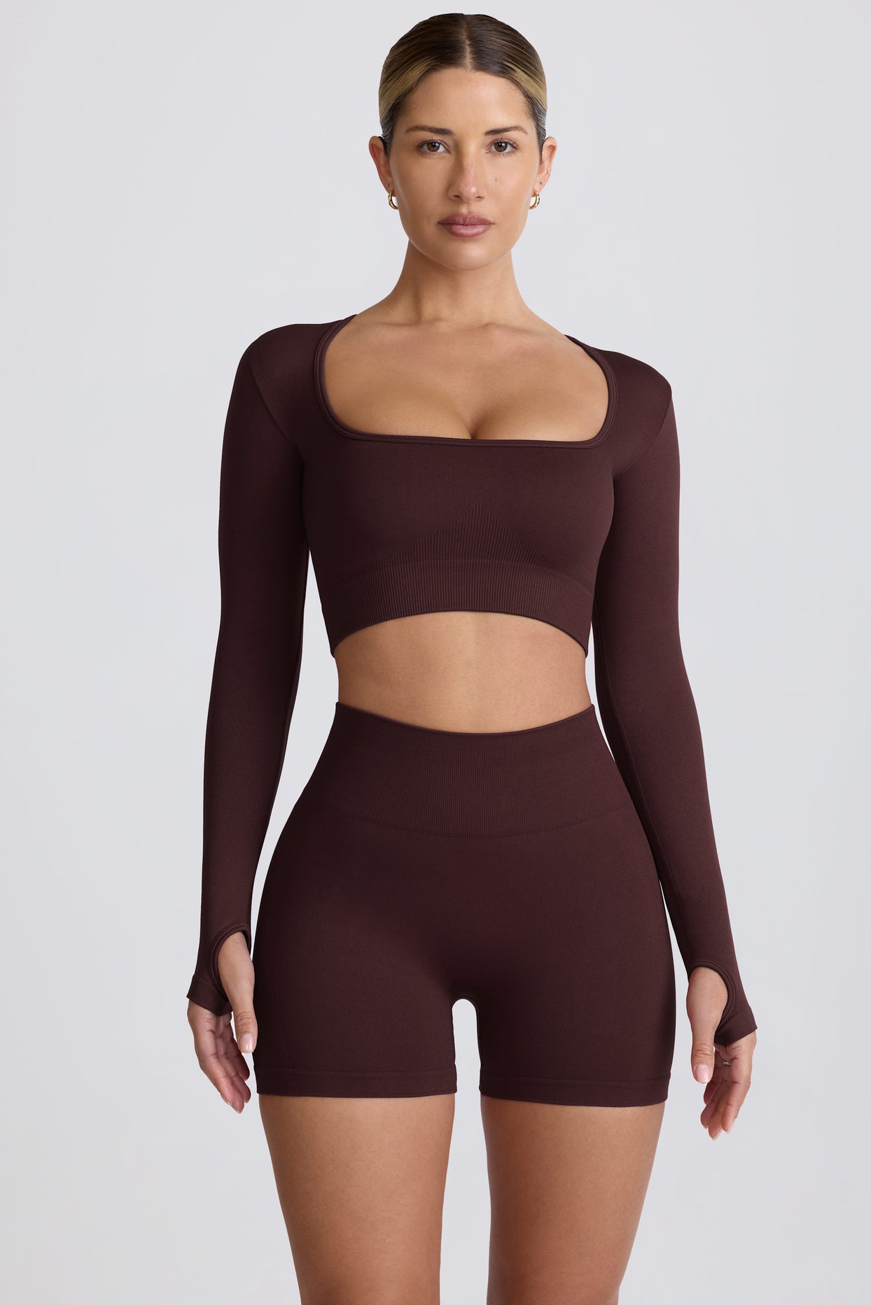Super Sculpt Seamless Long-Sleeve Crop Top in Chocolate - 8