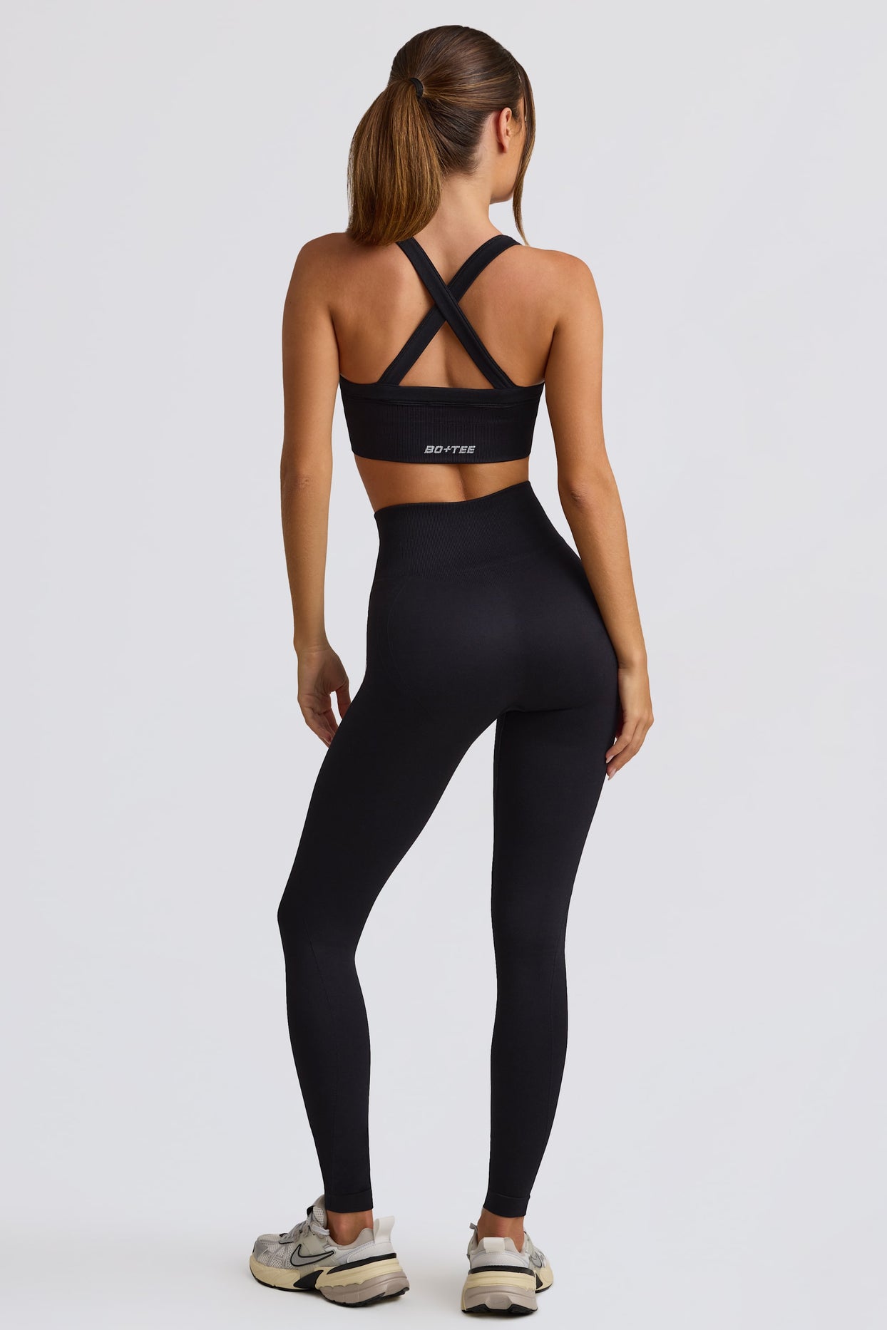 Super Sculpt Seamless High-Waist Leggings in Black - 2