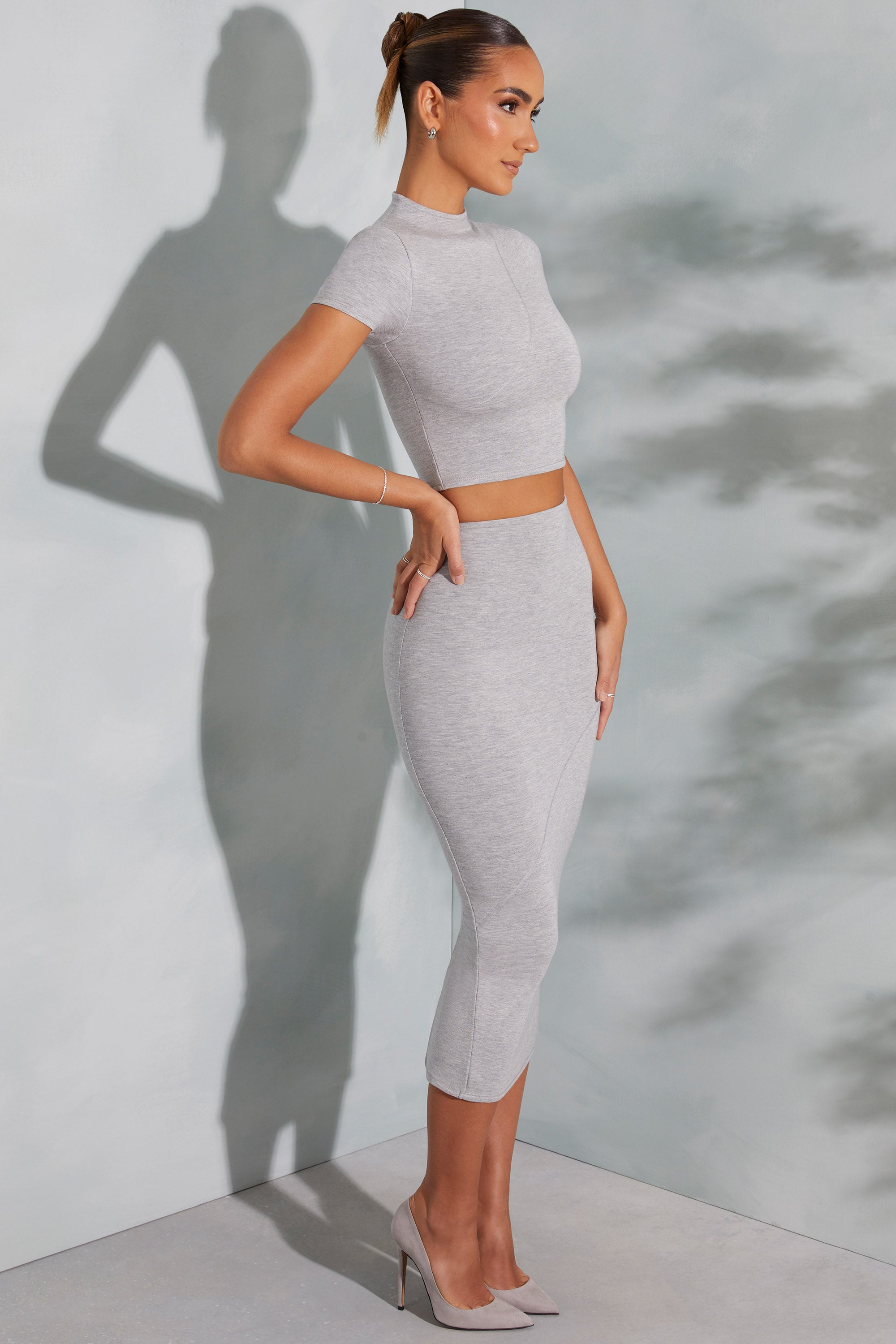 Grey turtleneck crop outlet top