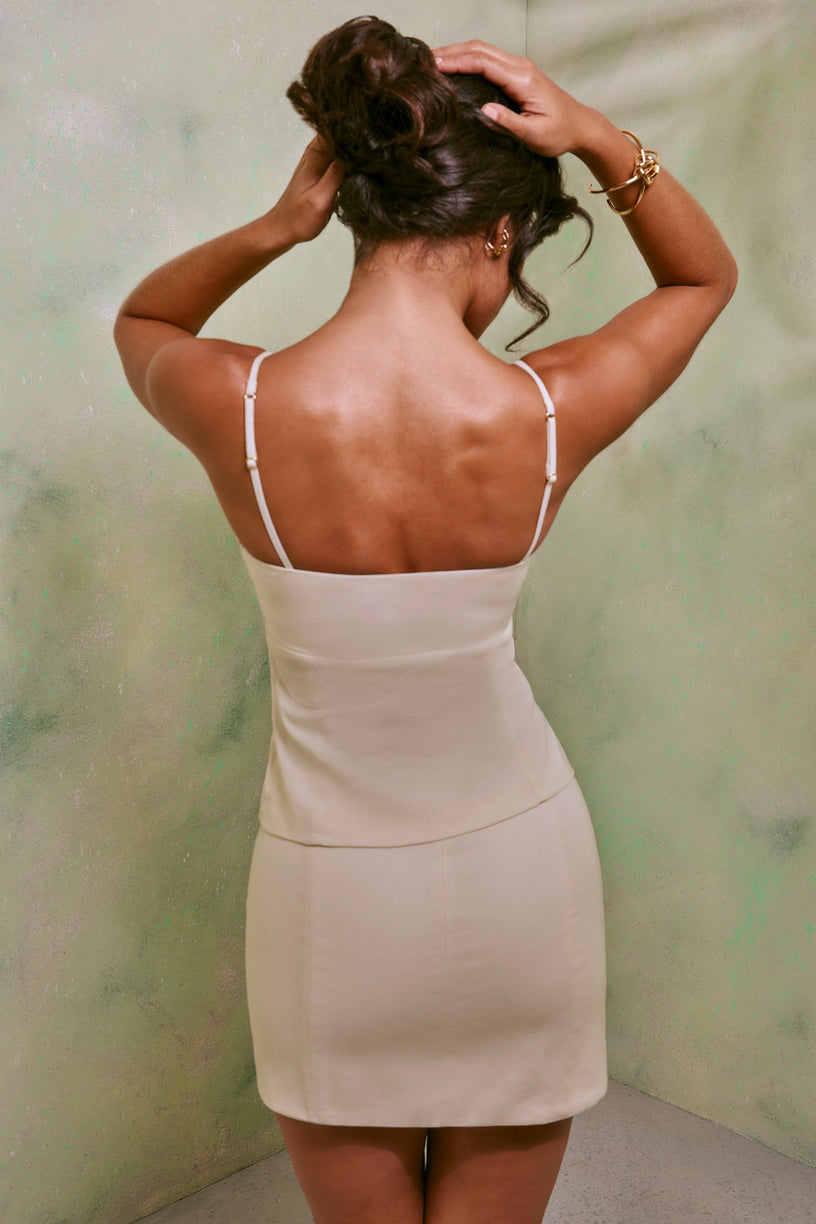 Mid Rise Linen Mini Skirt in White - 2