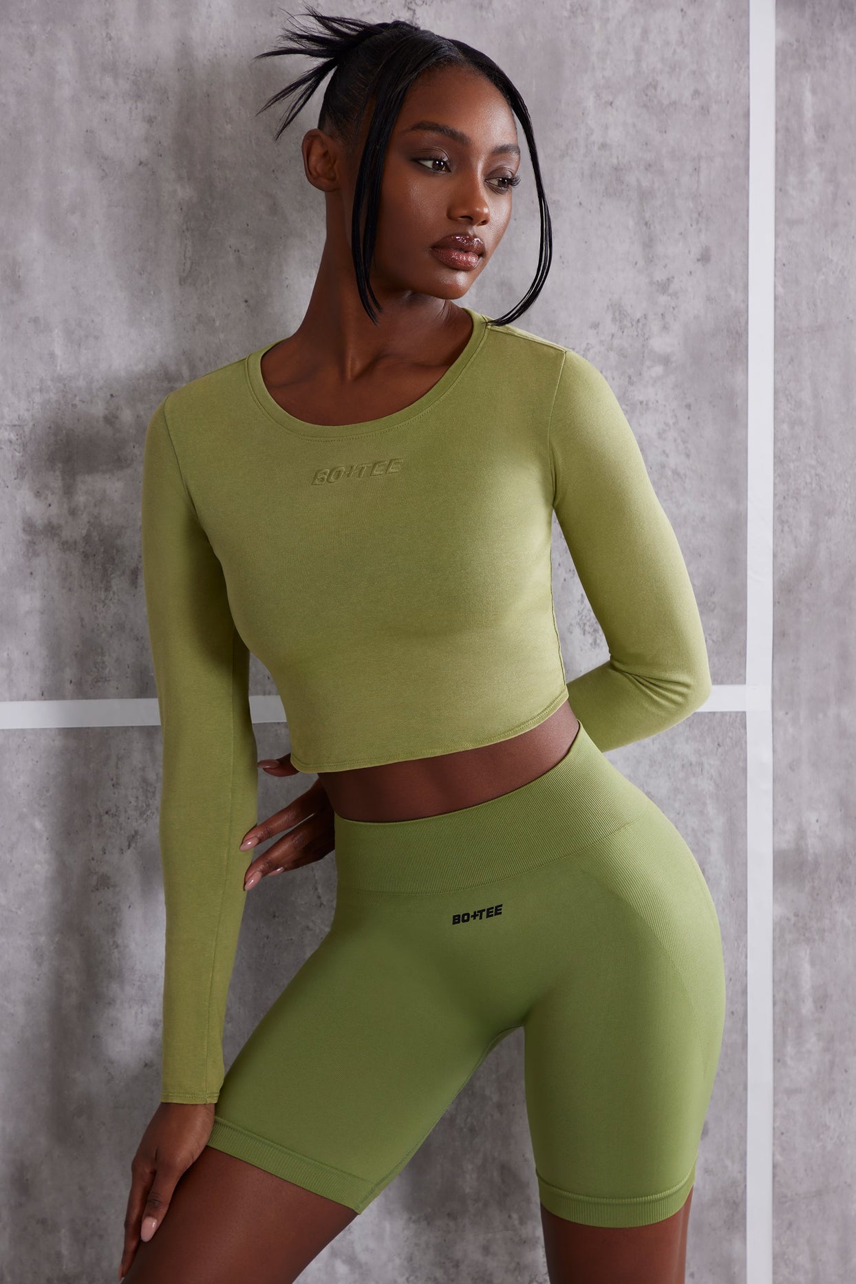 Long Sleeve T-Shirt in Olive