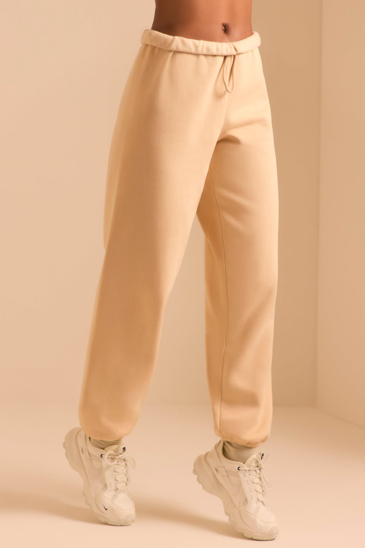 Relaxed Fit Joggers in Sand