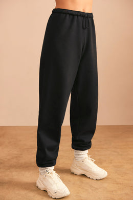 Relaxed Fit Joggers in Black