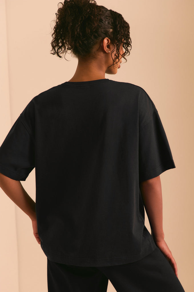 Oversized Short Sleeve T-Shirt in Black